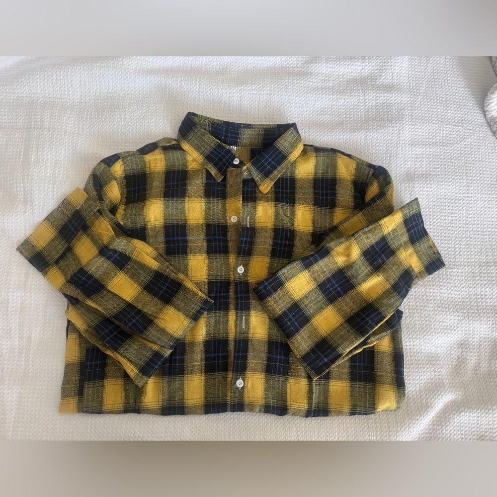 Temu Yellow and Black Plaid button up. Men's medium. New!